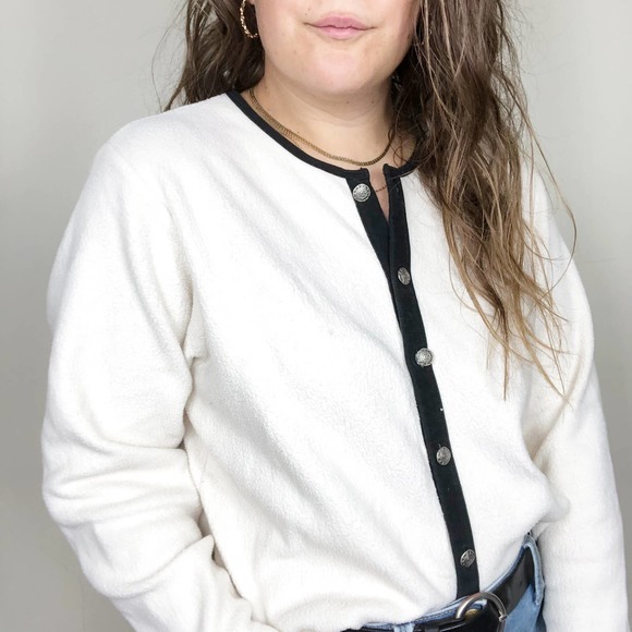 Round Neck Cardigans